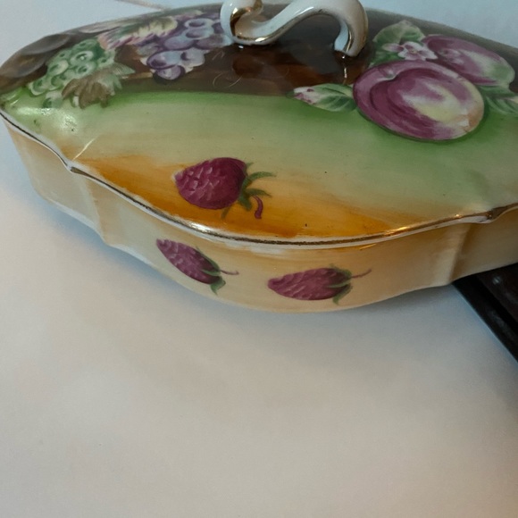 Thames Vintage Fruit Themed Covered Trinket Dish - Picture 9 of 13